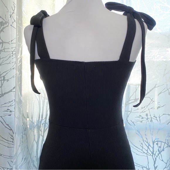 Reformation Wesley black ribbed square neck tie straps cropped jumpsuit - Picture 9 of 12